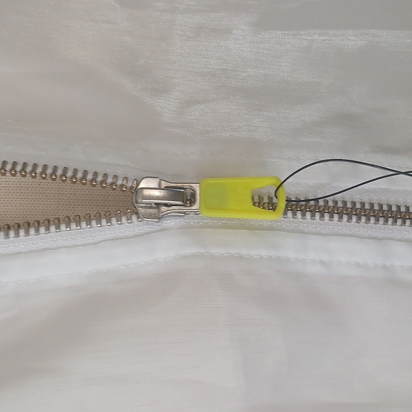 NIKE Women's White Irridecent Windbreaker Jacket &Pant Set GLOW RUN!!! - Picture 15 of 17